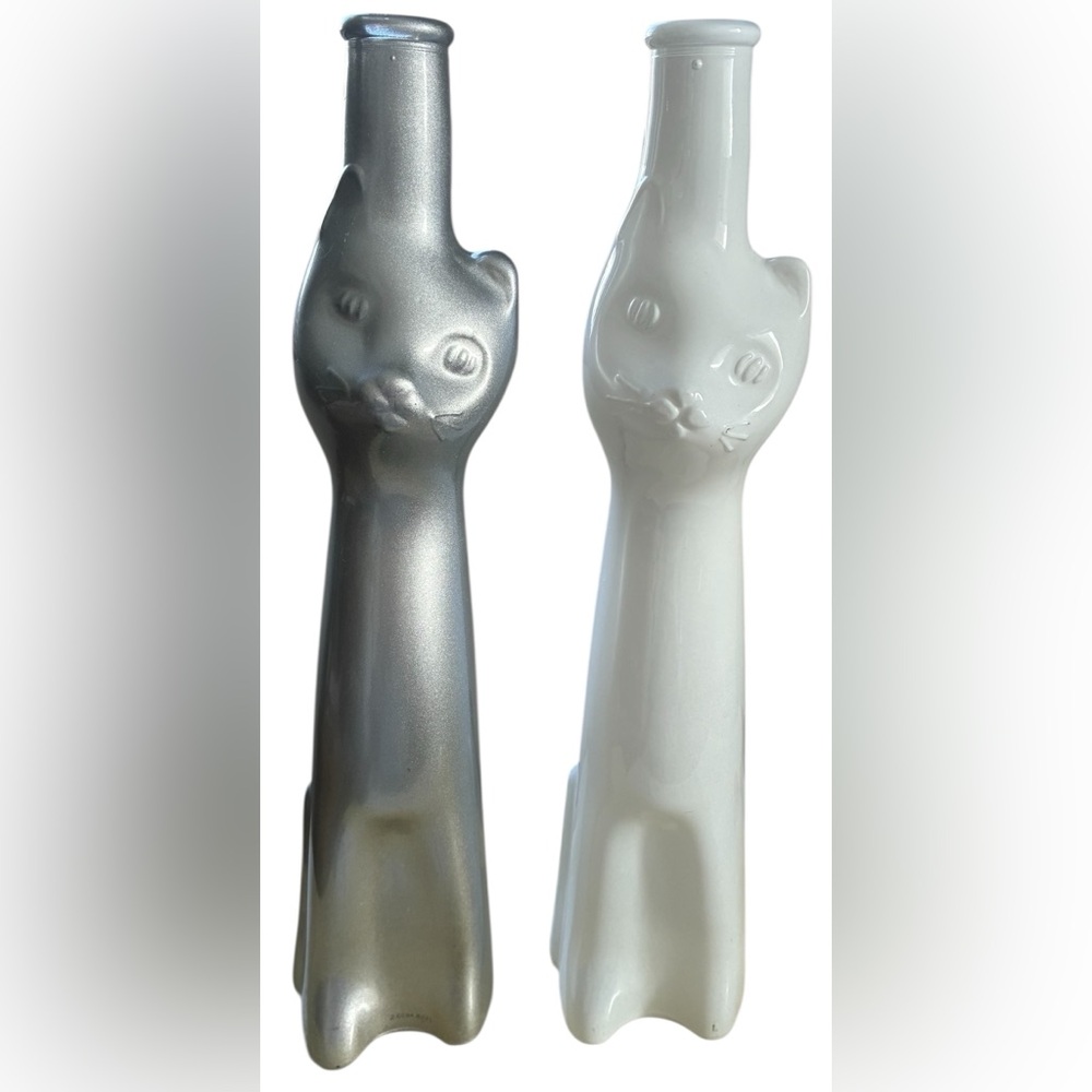 GLASS CAT SHAPED BOTTLES SILVER WHITE VASE SET OF TWO